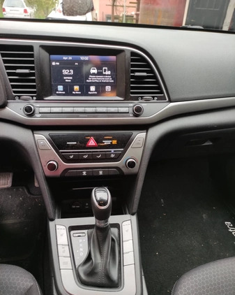 Hyundai Elantra cena 58000 przebieg: 117000, rok produkcji 2017 z Warka małe 79